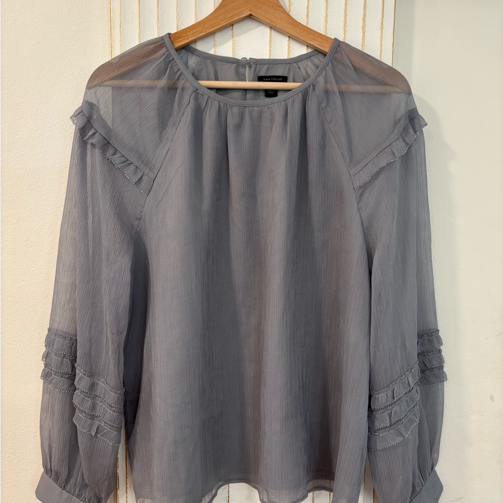 Elegant Gray Women's Top